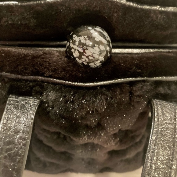 Louis Vuitton Limited Edition Black Quilted Monogram Mink Demi Lune Satchel - Picture 7 of 16